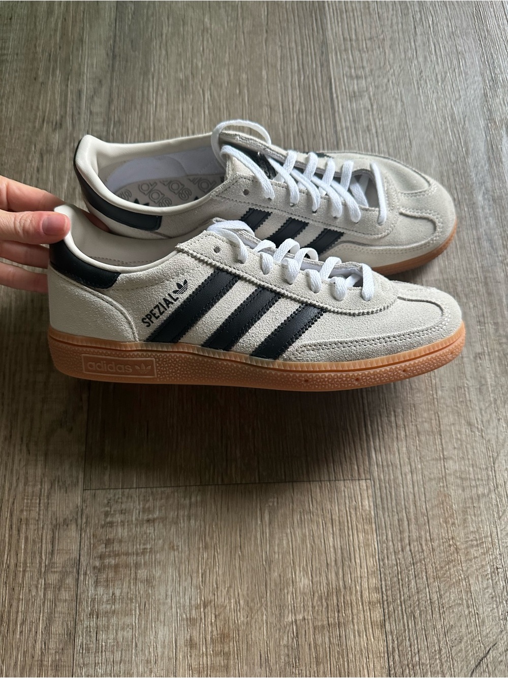 adidas Spezial women’s Suede Sneakers - NEW
